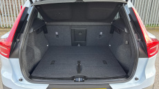 Volvo XC40 2.0 B4P Ultra Dark 5dr Auto Petrol Estate